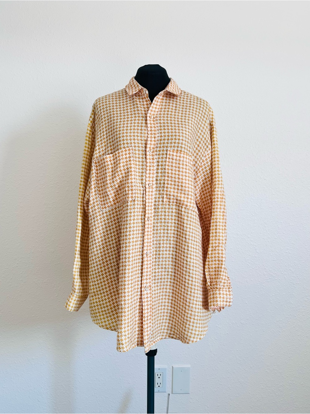 DISSH Houndstooth Relaxed Button-Down Shirt